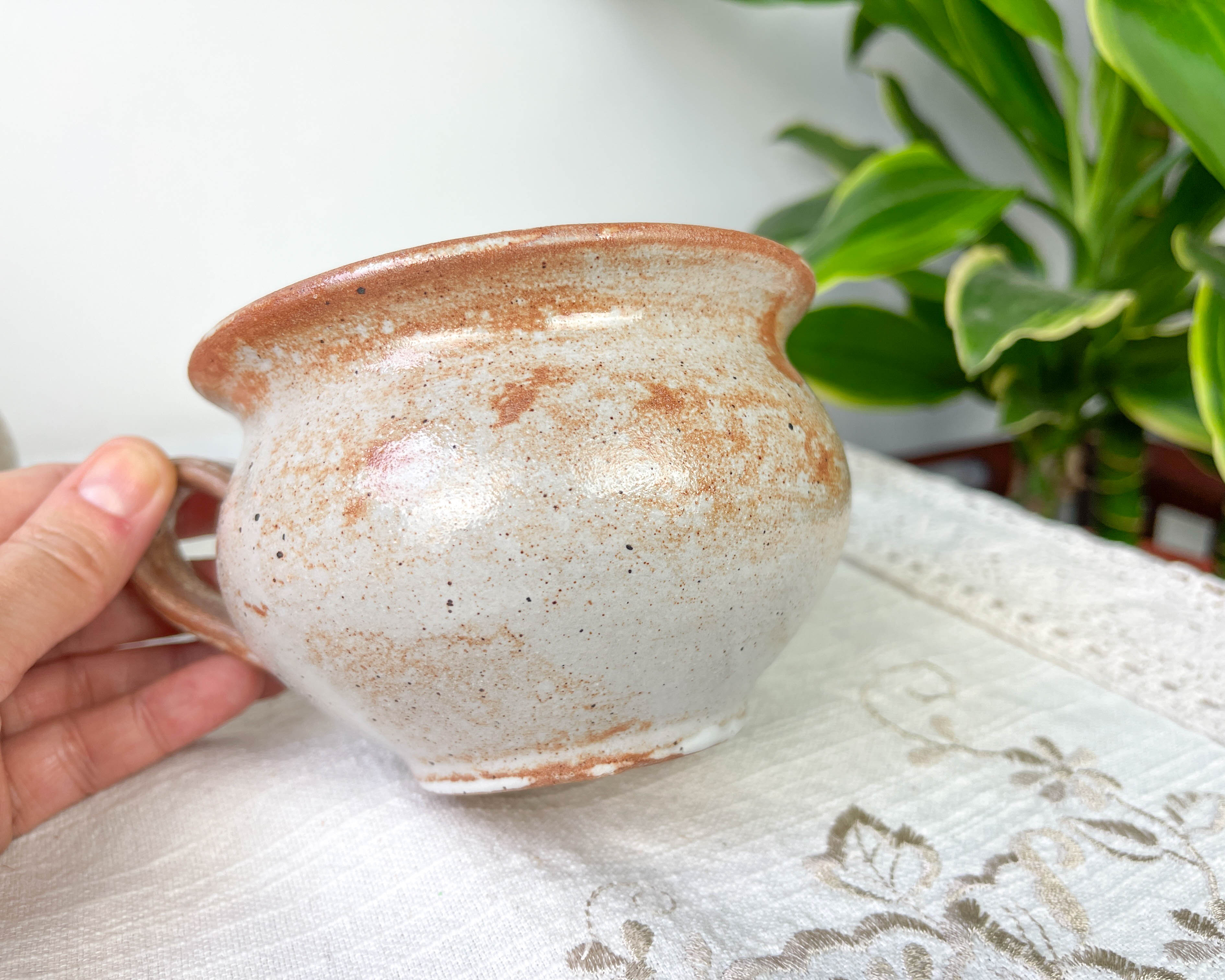 8 cups in vintage enamelled stoneware