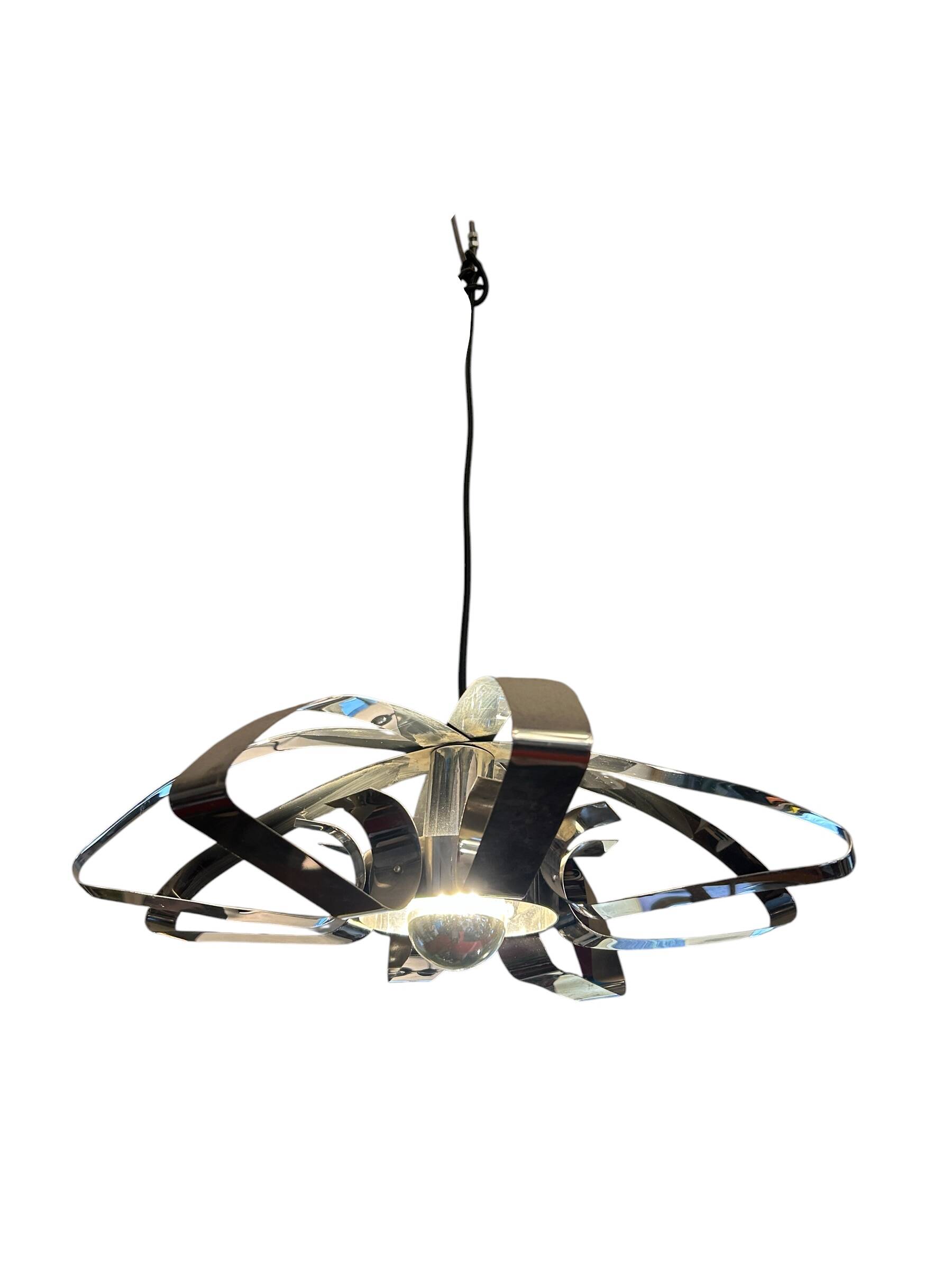 Lustre fleur en métal chromé 1970