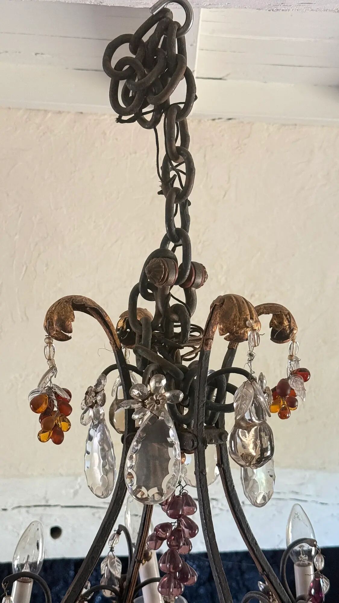 Lustre with pendants and glass fruits, Maison Baguès, six lights