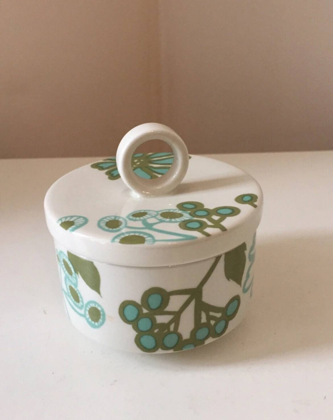 Vintage Villeroy & Boch Scarlett porcelain sugar bowl
