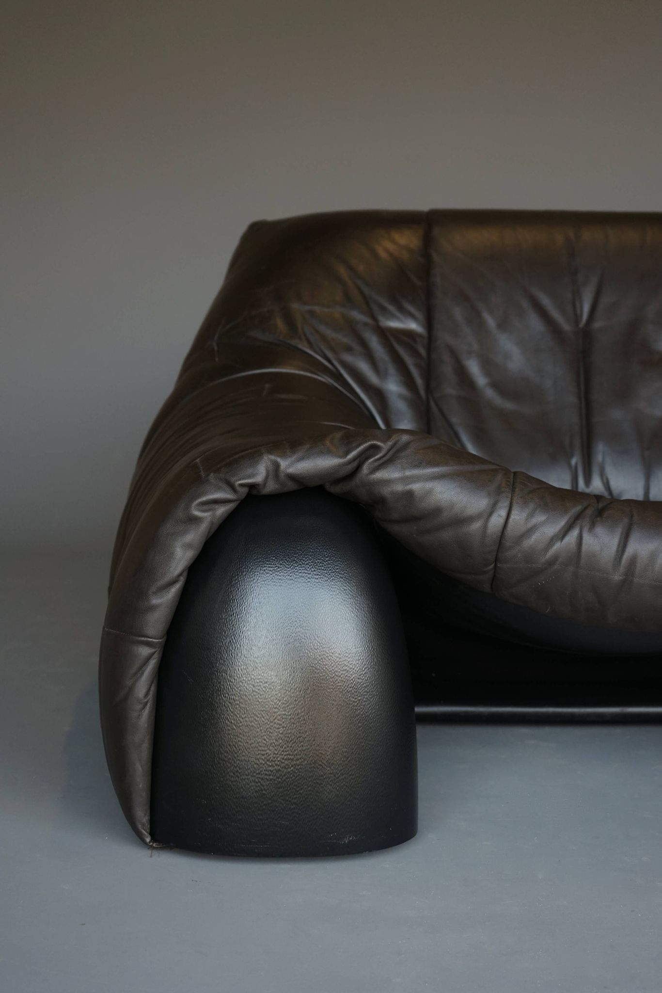 Amak Lounge Chair in brown leather by Annie Hieronimus for Cinna, 1980s