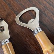 Couverts de service ouvre-bouteilles manches bambou