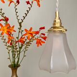 Vintage frosted glass tulip ride