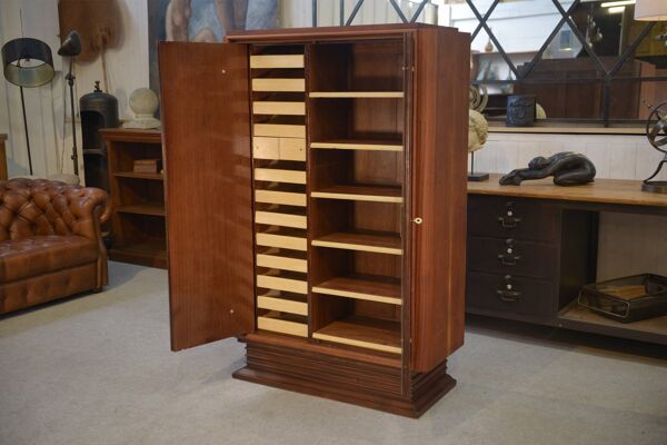Armoire Art Déco en acajou mobilier d’art signé A. Bicchierini 1940’s