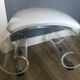 Banc roulant vintage en Lucite – Acrylique enroulé