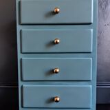 Little blue rag-maker