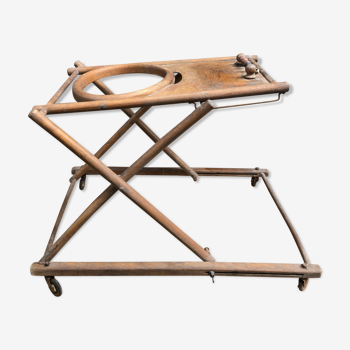 Chaise trotteur en bois pour bébé