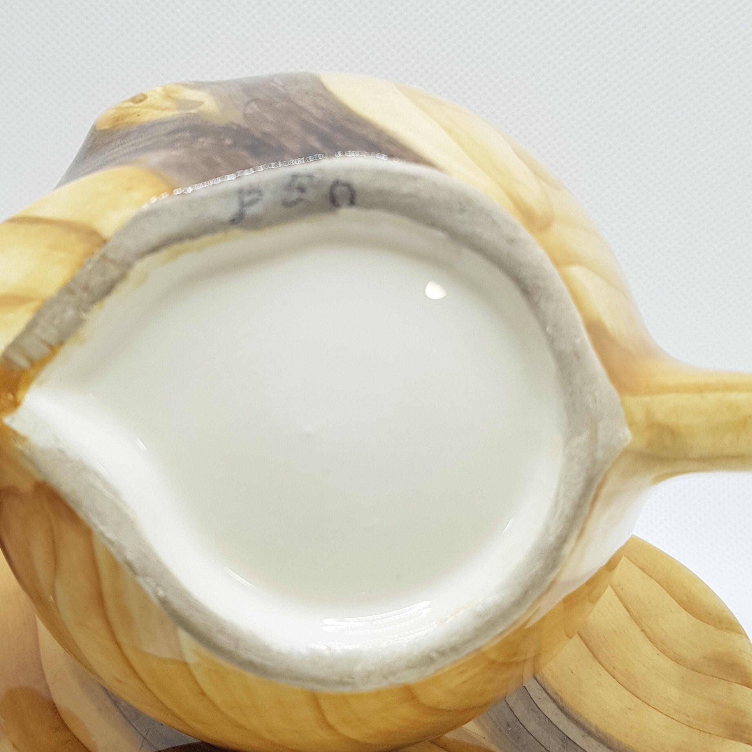Tasse et soucoupe effet bois