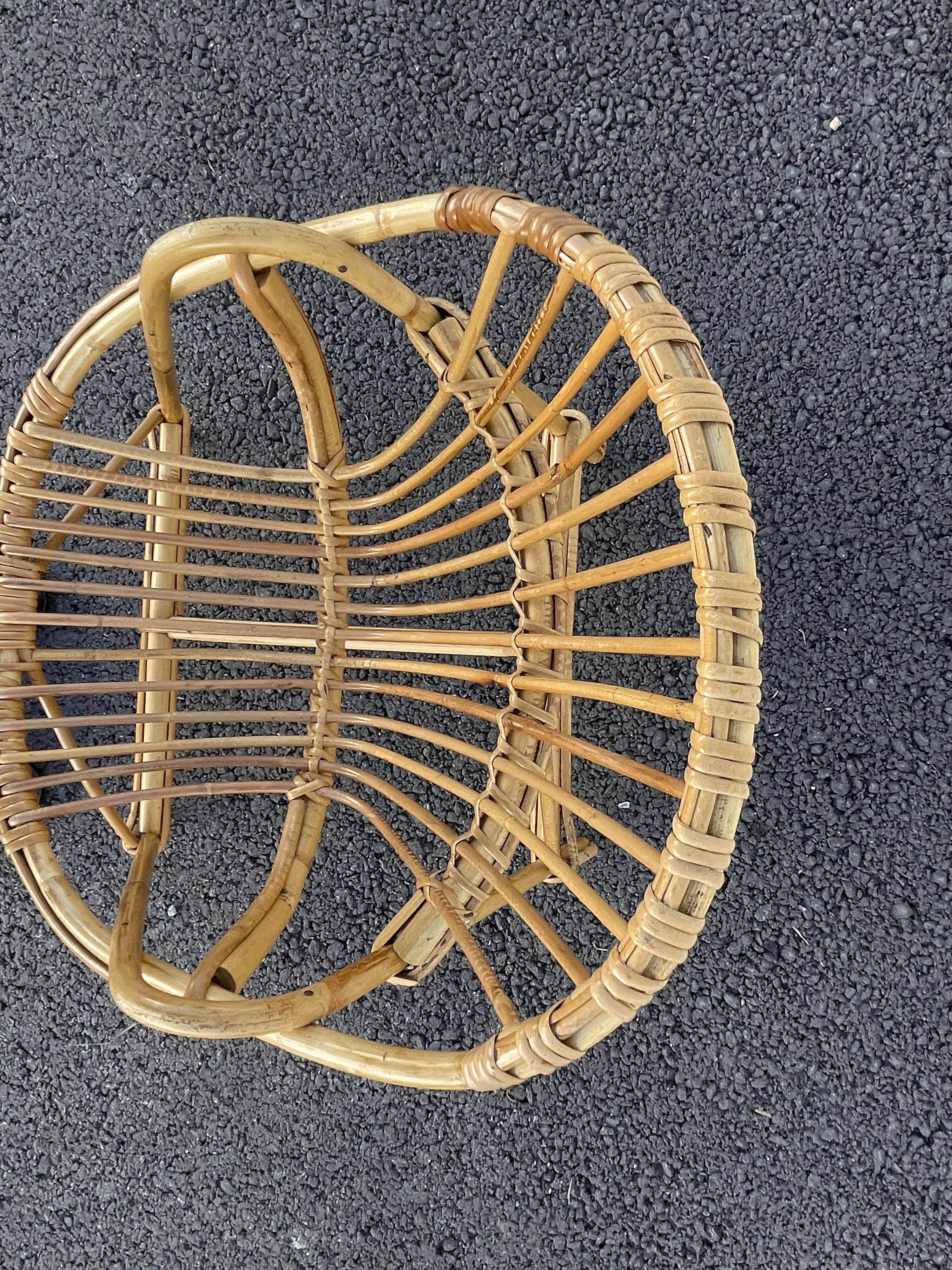 Armchair child wicker shell 70s