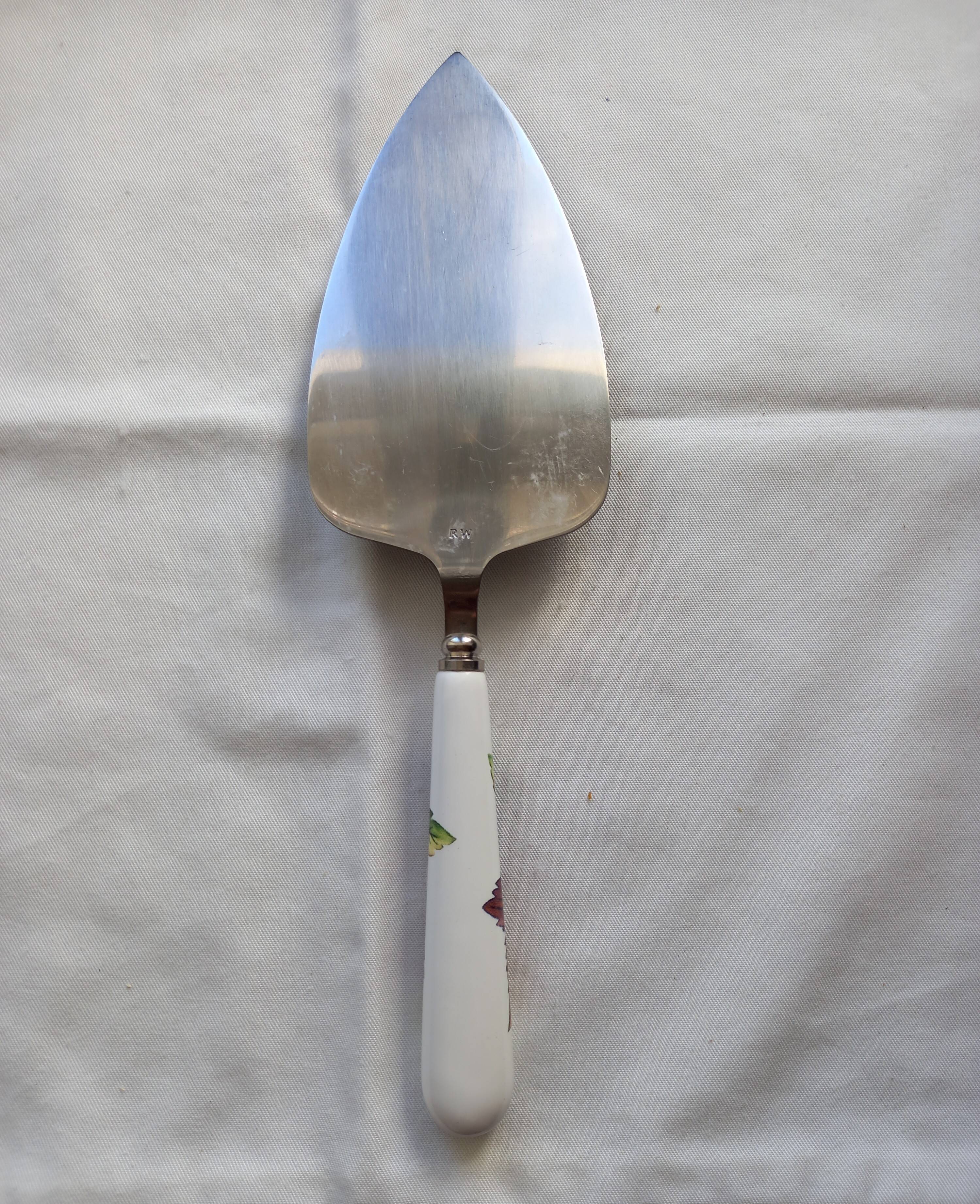 Royal Worcester Evesham Gold cake server