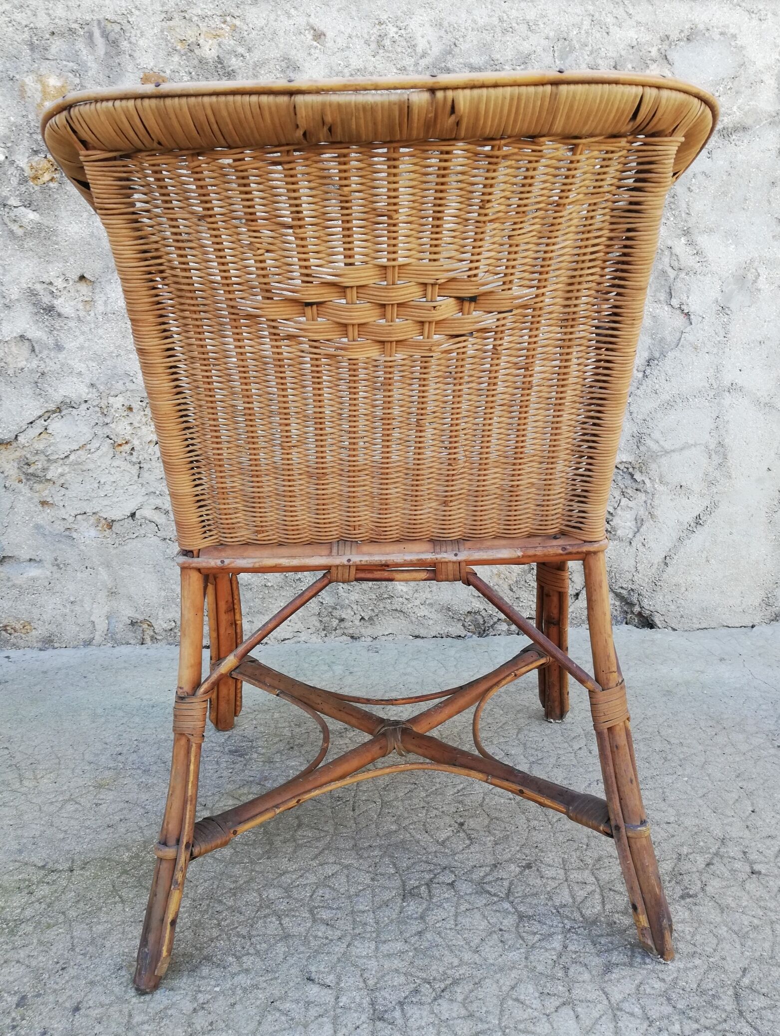 Armchair in wicker rattan and scoubidou