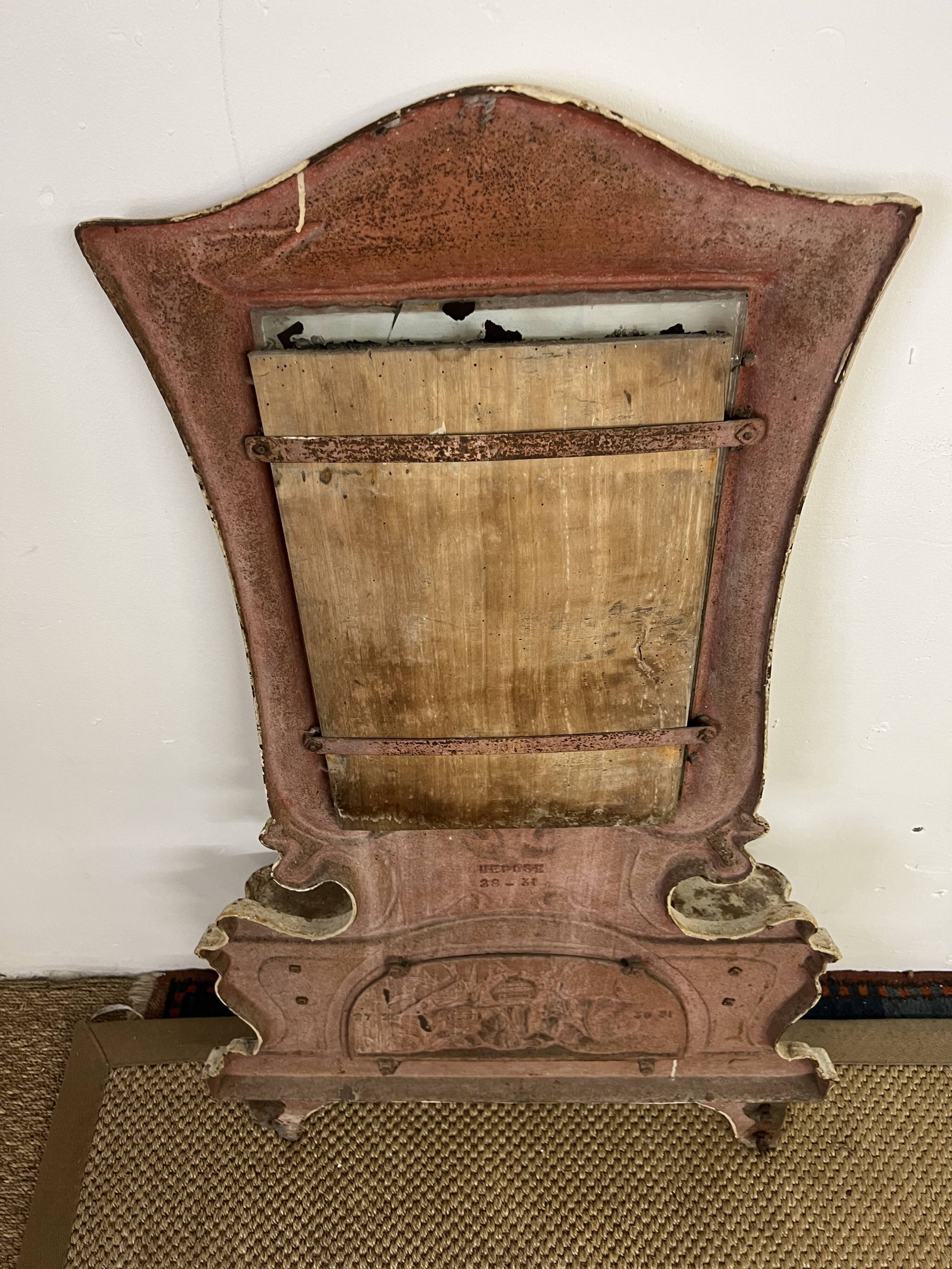 Art Nouveau metro fountain mirror