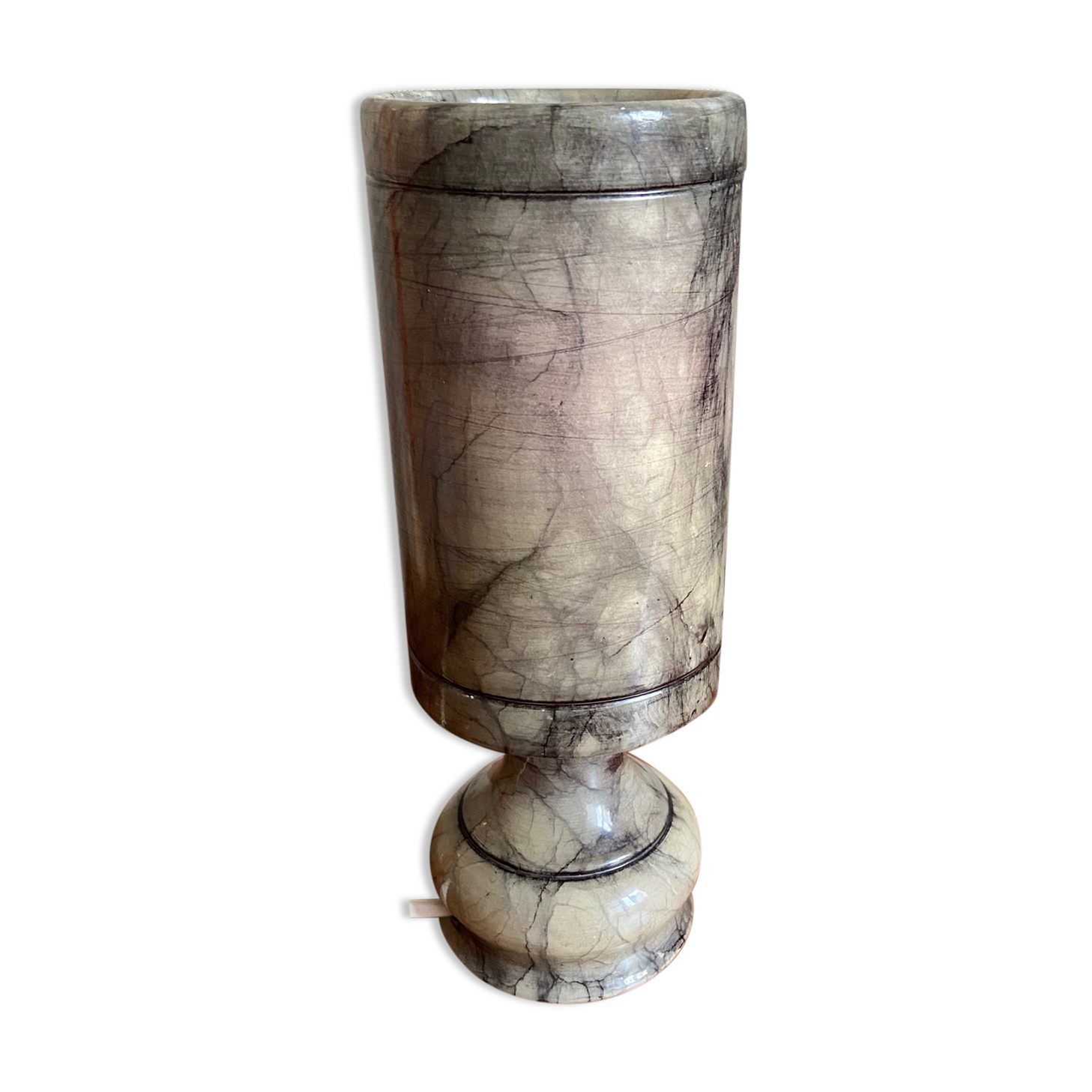 Alabaster lamp