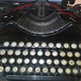 Machine à écrire Corona 1930