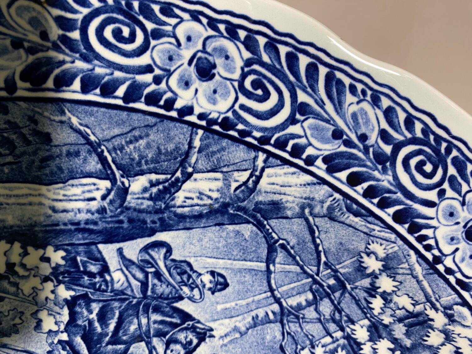 Large decorative plate or dish