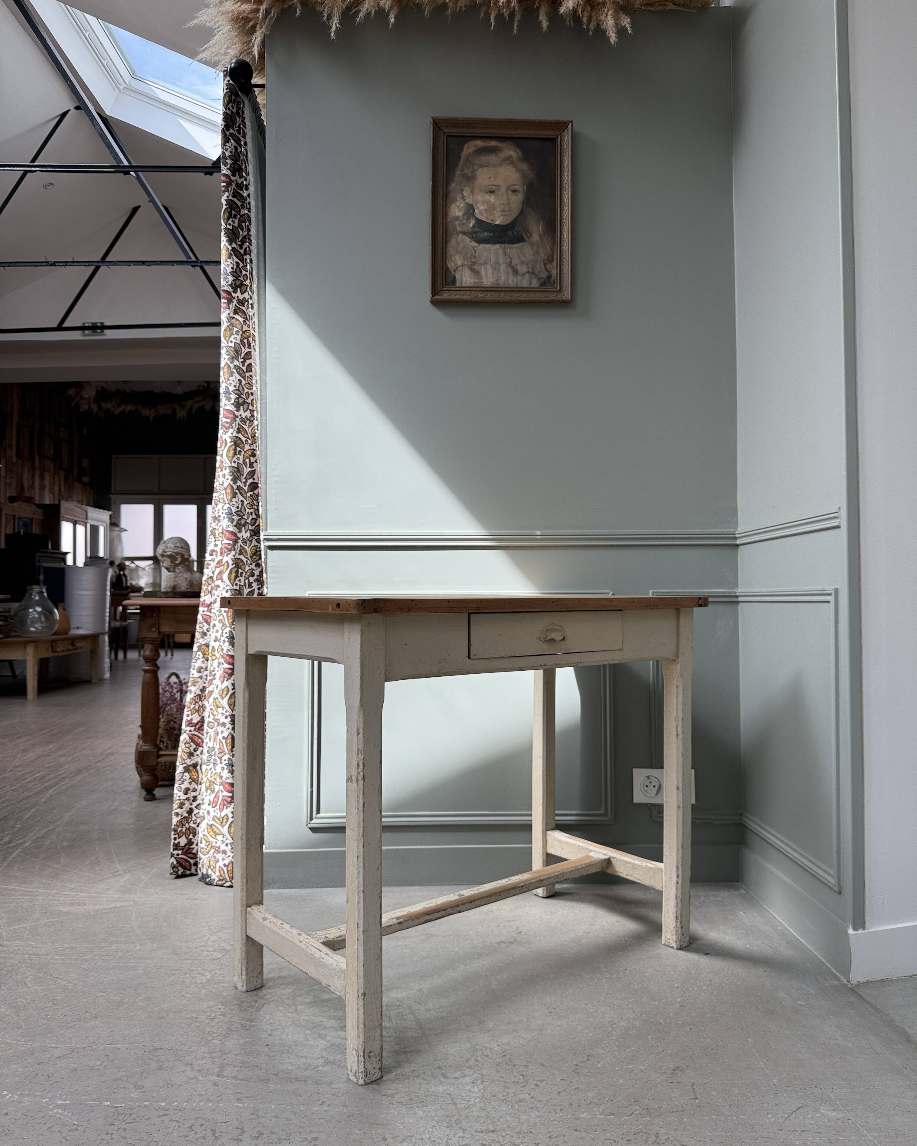 Small vintage kitchen table (renovated)