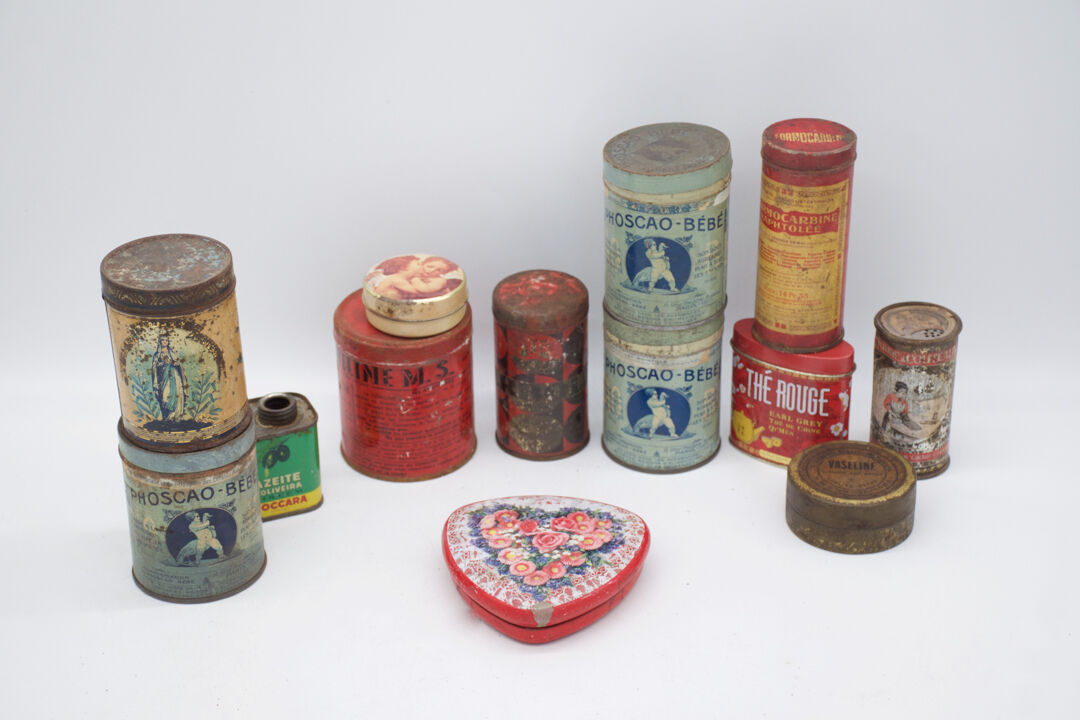 Set of eighty-two metal food boxes 1940'