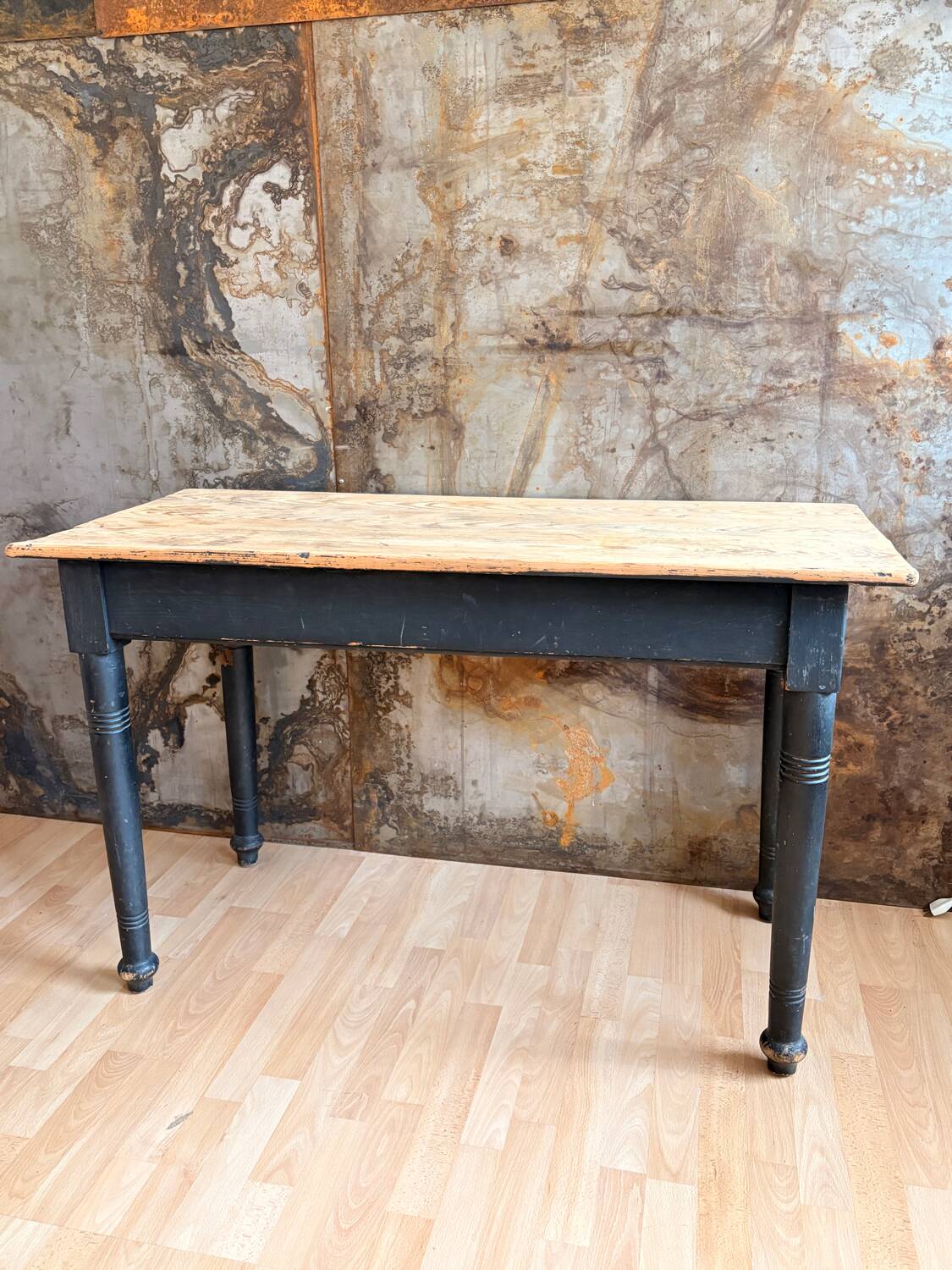 Distressed farmhouse table