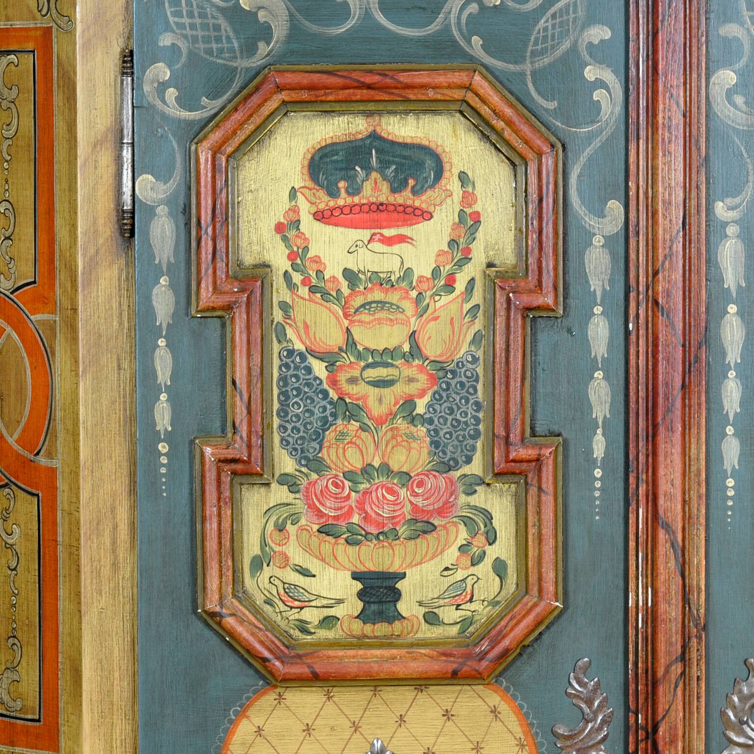 German bridal cabinet