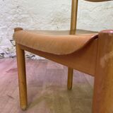 Suite de 6 chaises en bois vintage empilables