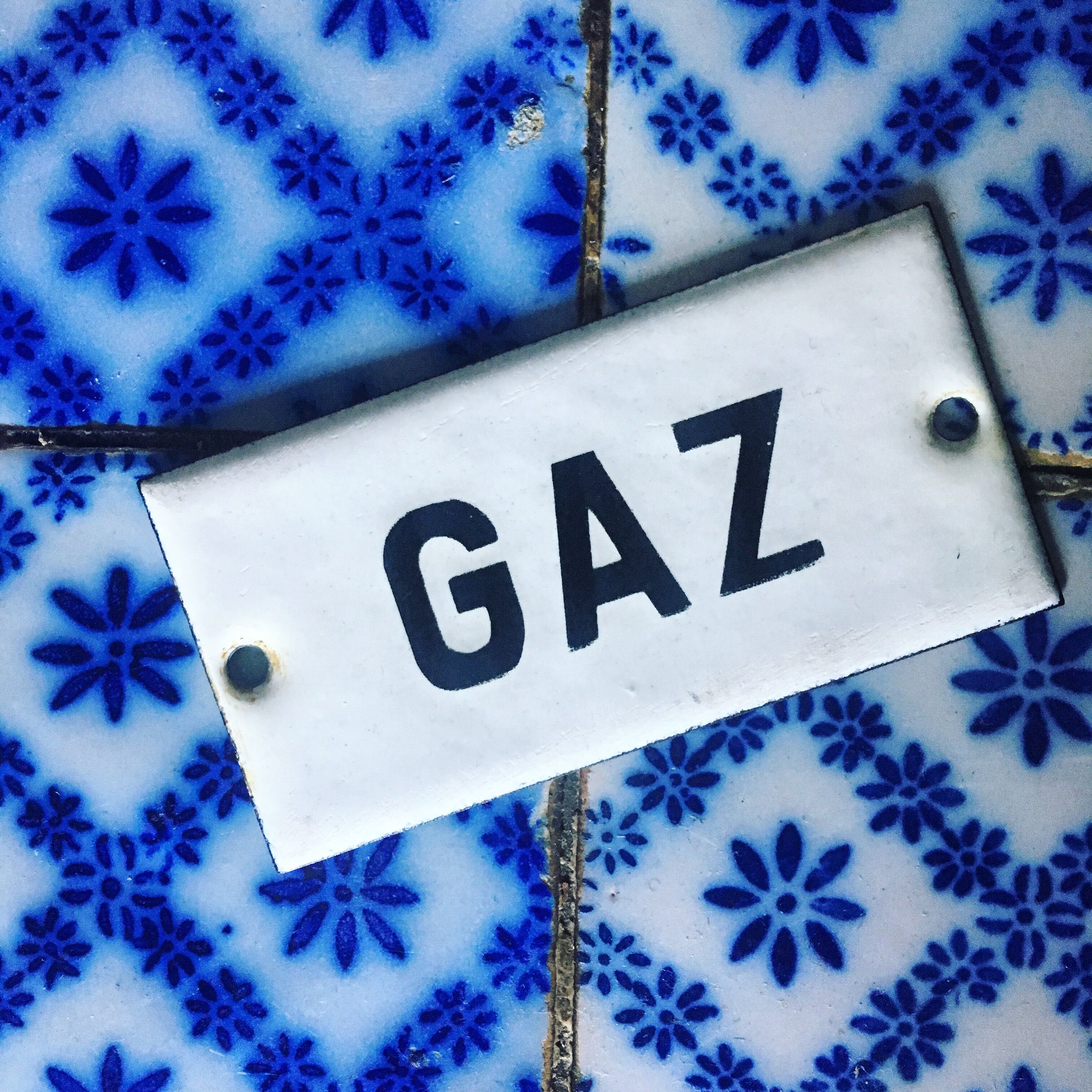Old enamelled plate "GAZ" 1950s door plate