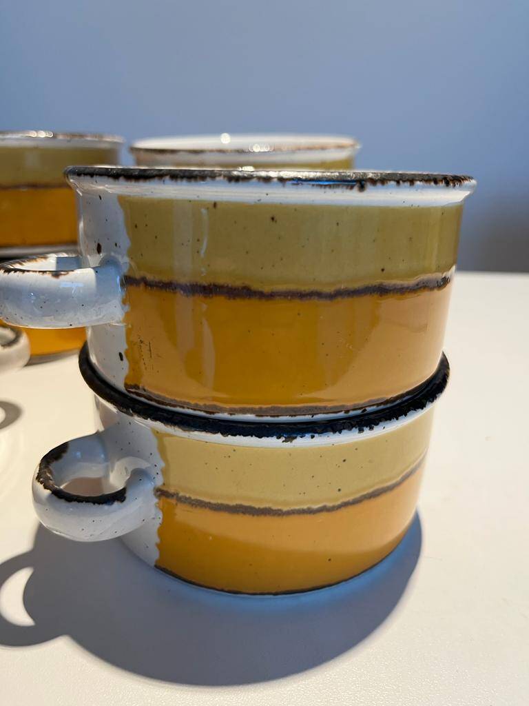 Set of 10 vintage casserole dishes