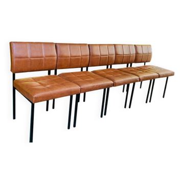 Suite de 5 chauffeuses skaï fauve 1950