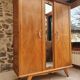 Armoire vintage pieds compas