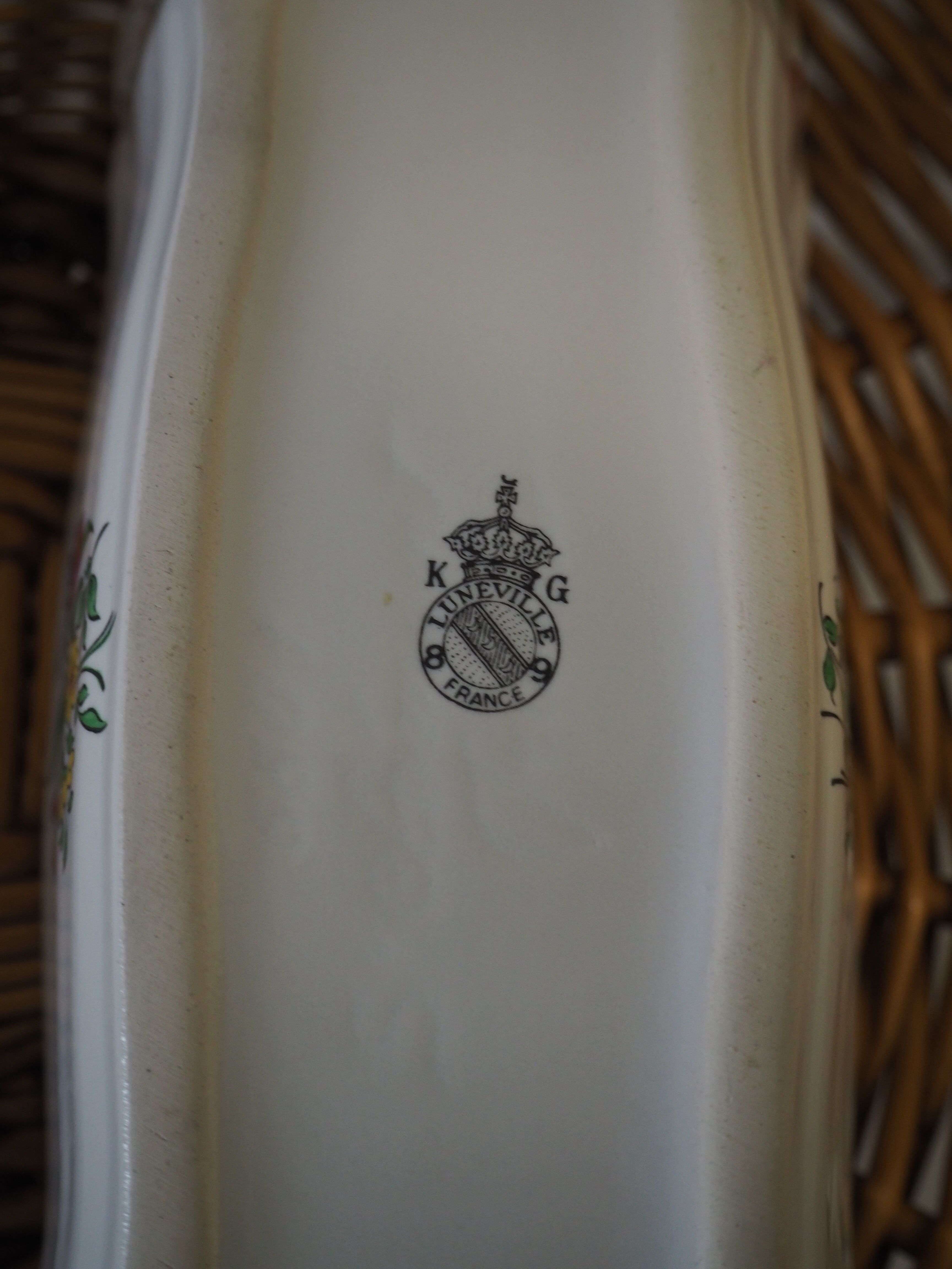 Comb holder with lid or bonbonnière - louis xv – reverbere collection – faience lunéville