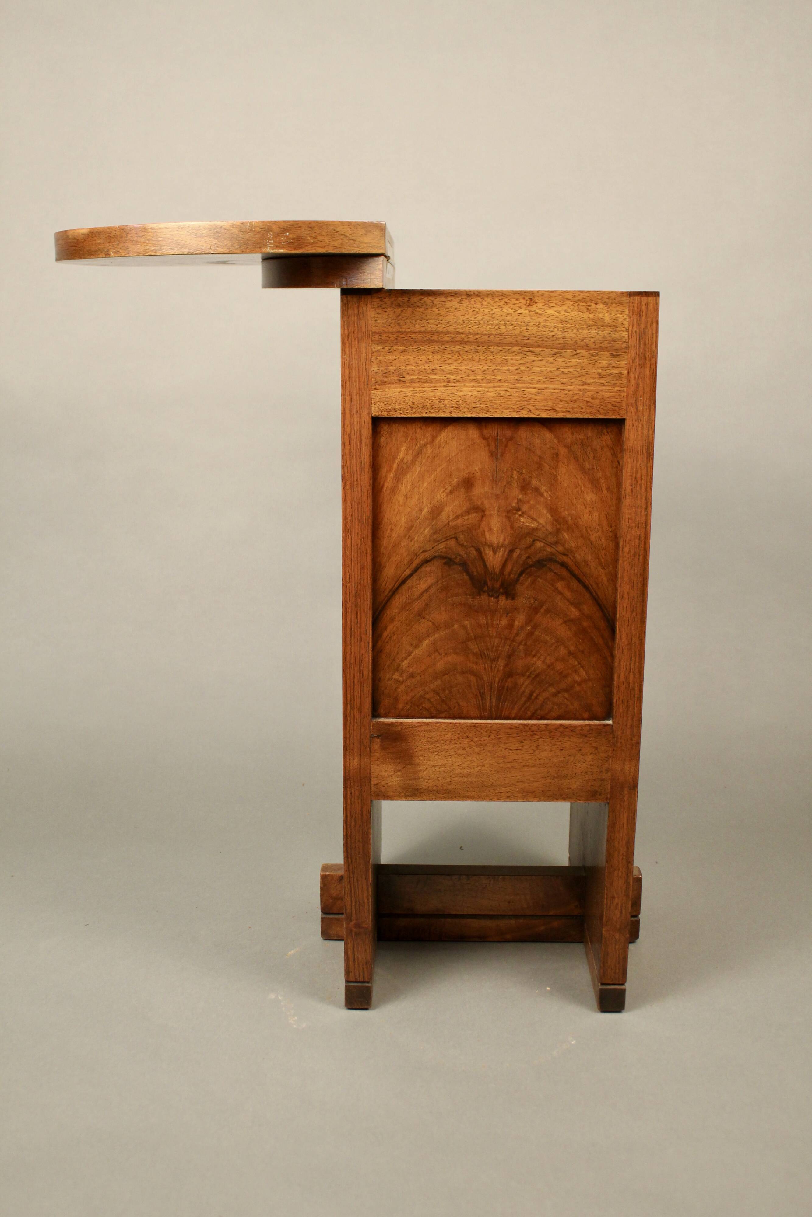 Bedside Walnut drawer XIX