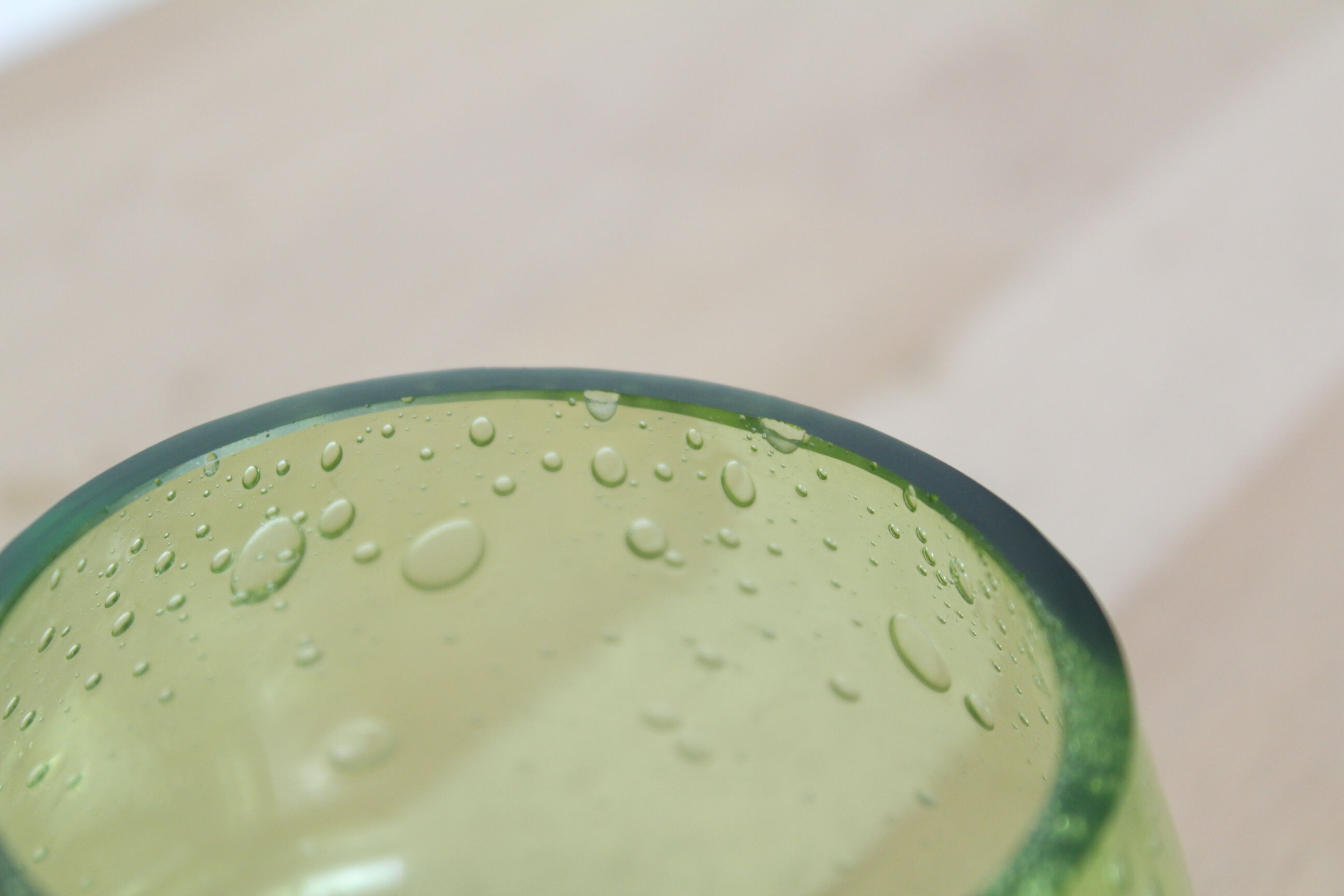 Set de 3 bougeoirs en verre bullé de Biot, verts