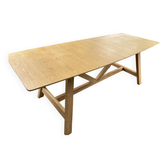 Ampm dining table