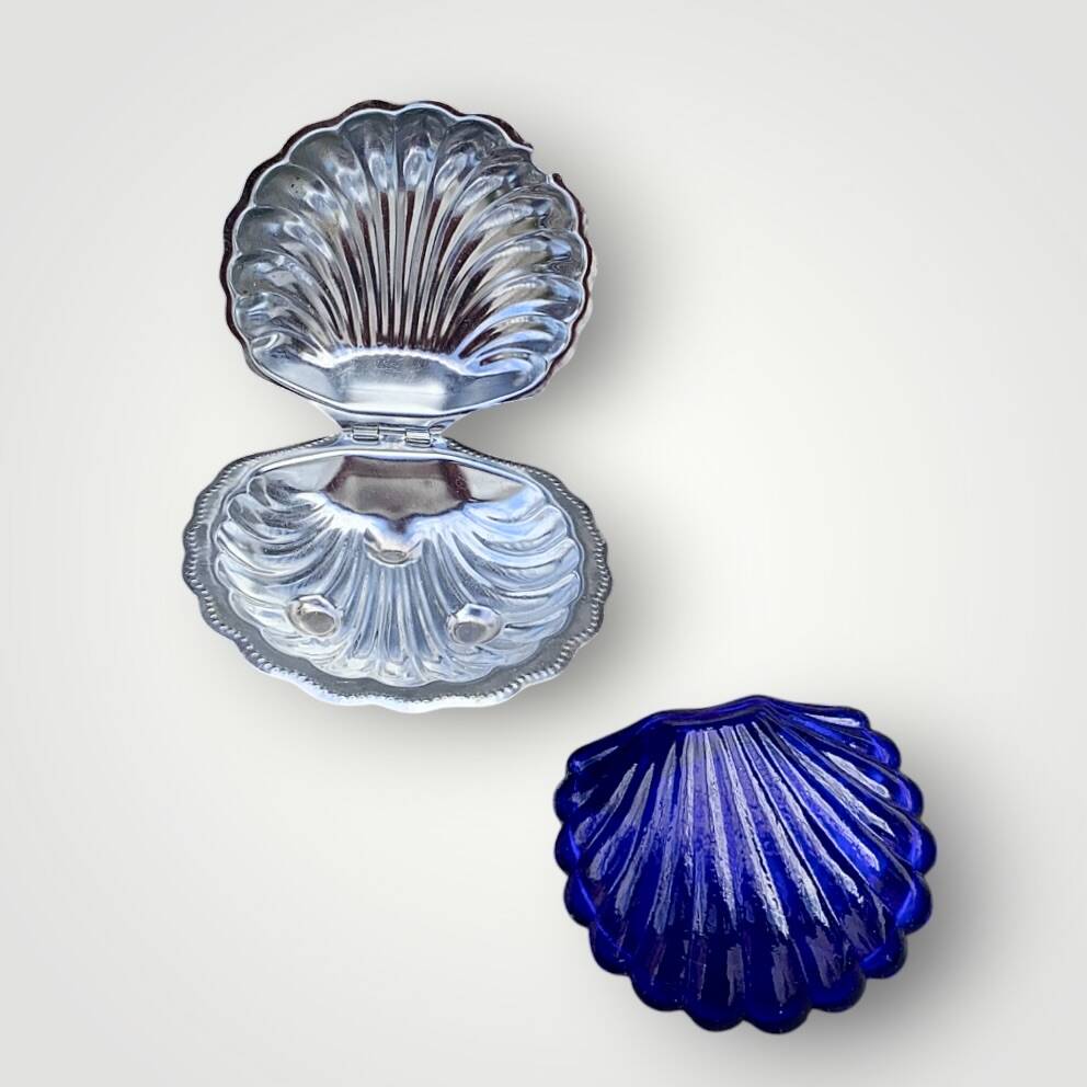 Vintage shell butter dish in stainless steel and cobalt blue glass with knife