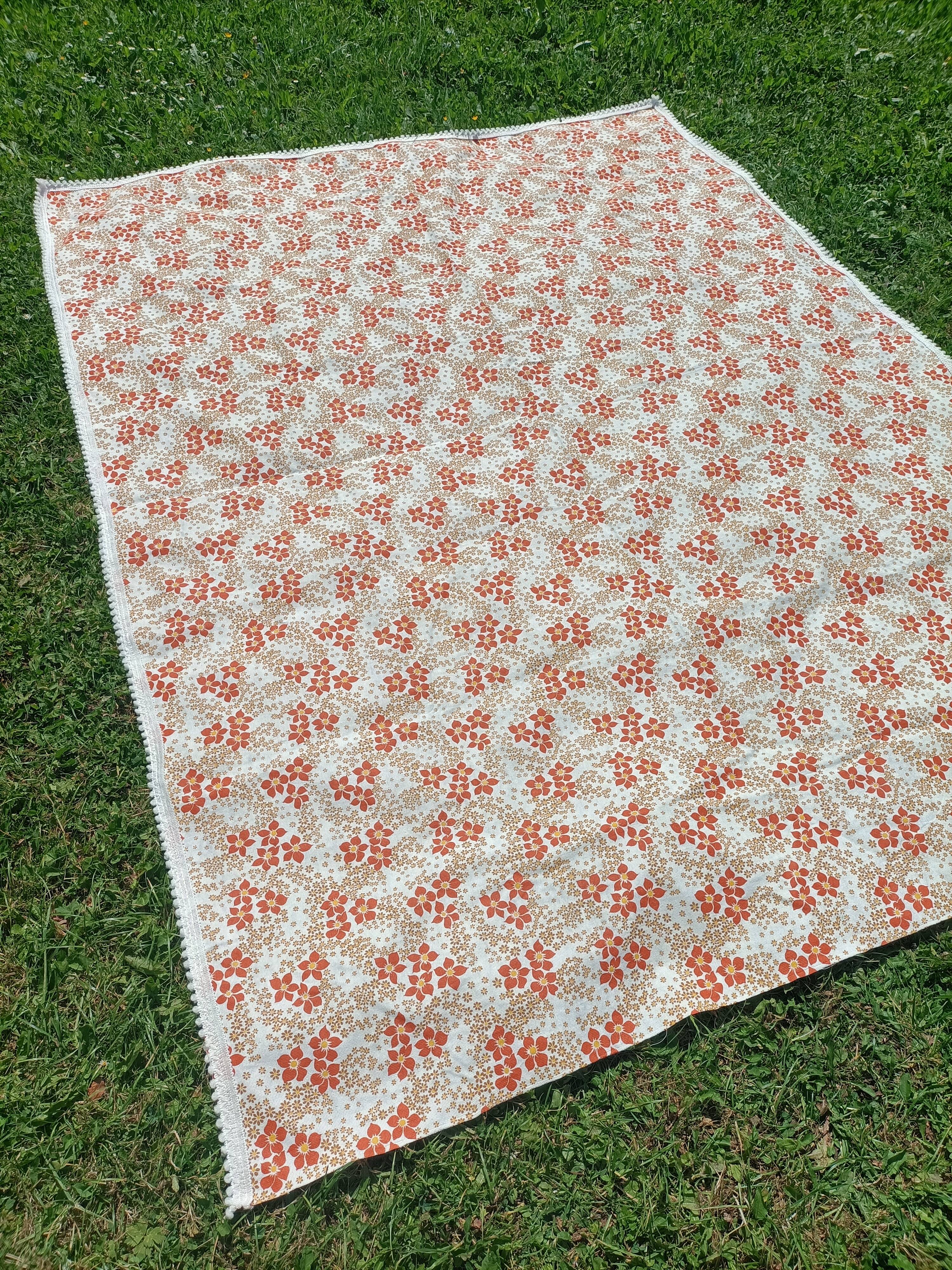 70's retro bedspread