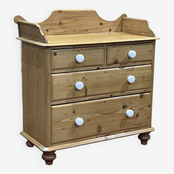 English fir chest of drawers, early 20th century