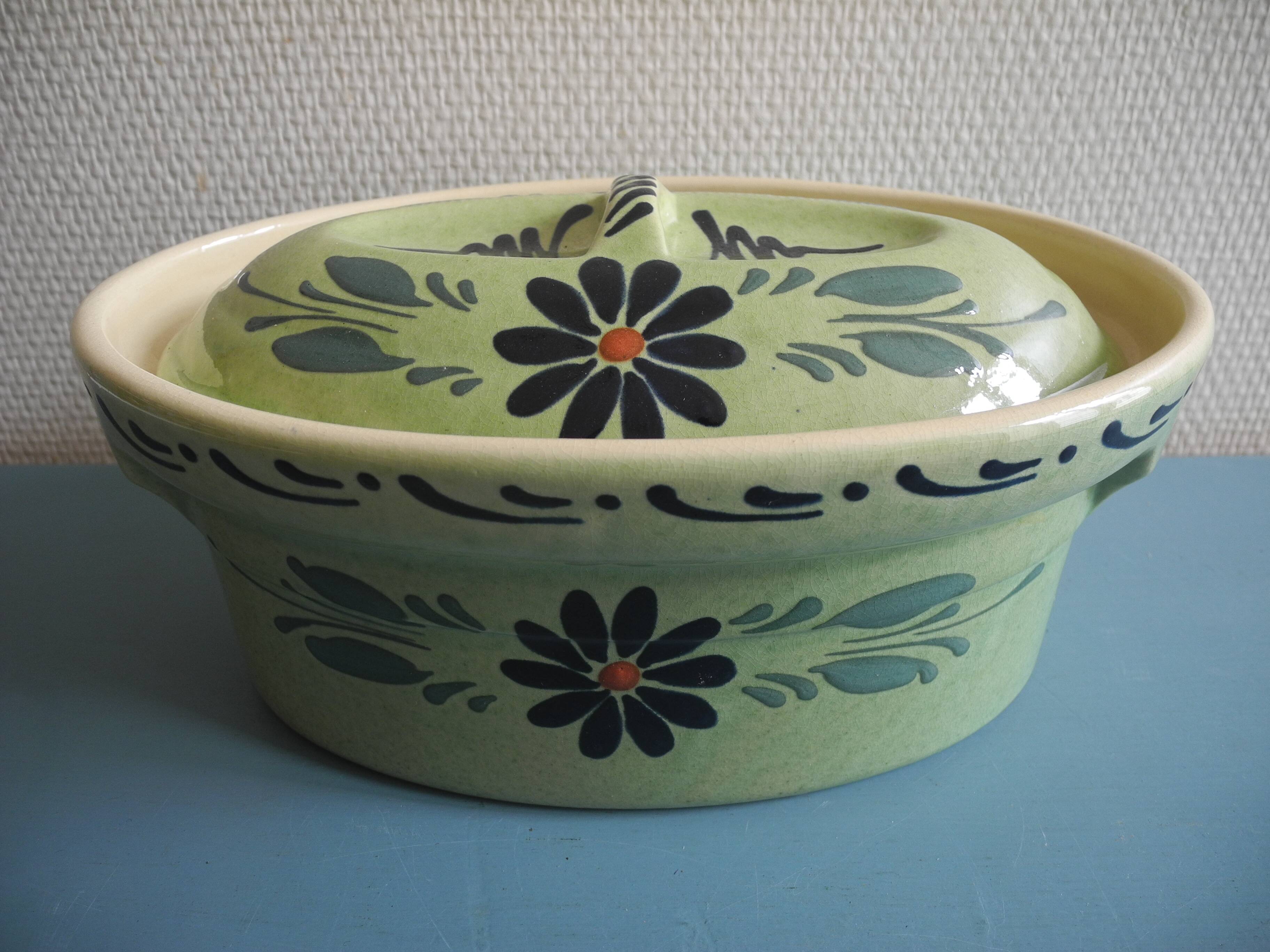 Baeckeoffe terrine, Alsatian pottery, vintage dish