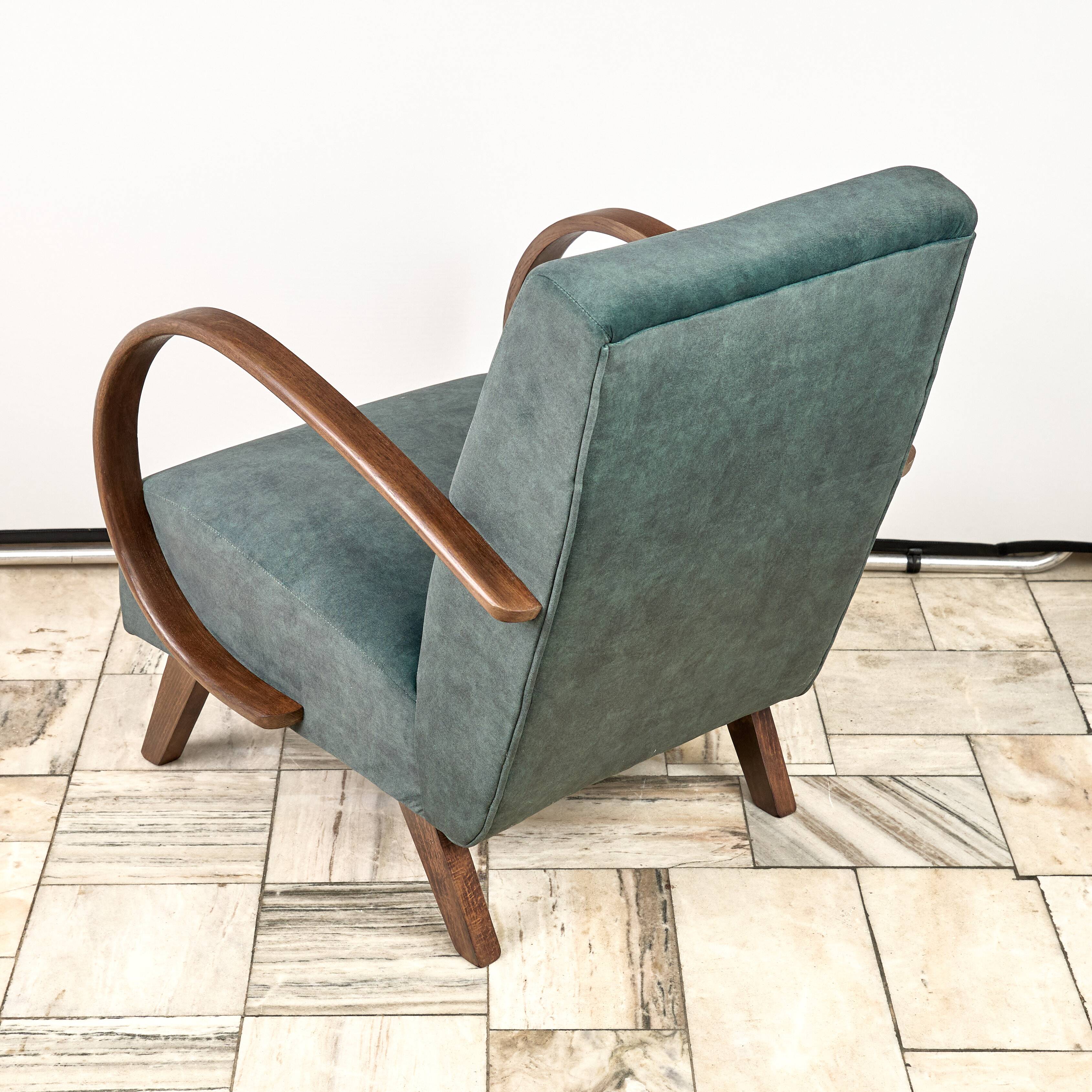 H 410 type C Armchair designed by Jindrich Halabala, 1940s, Czechoslovakia