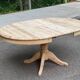 Table à manger scandinave ronde extensible rénovée en bois brut pied centra