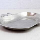 “Apple” cup or empty pocket