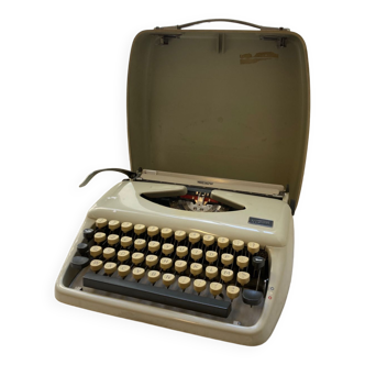 Machine à écrire Triumph Tippa
