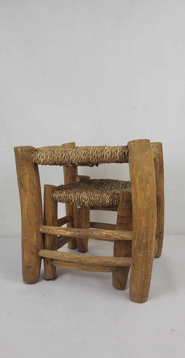 Tabouret brutaliste gigogne