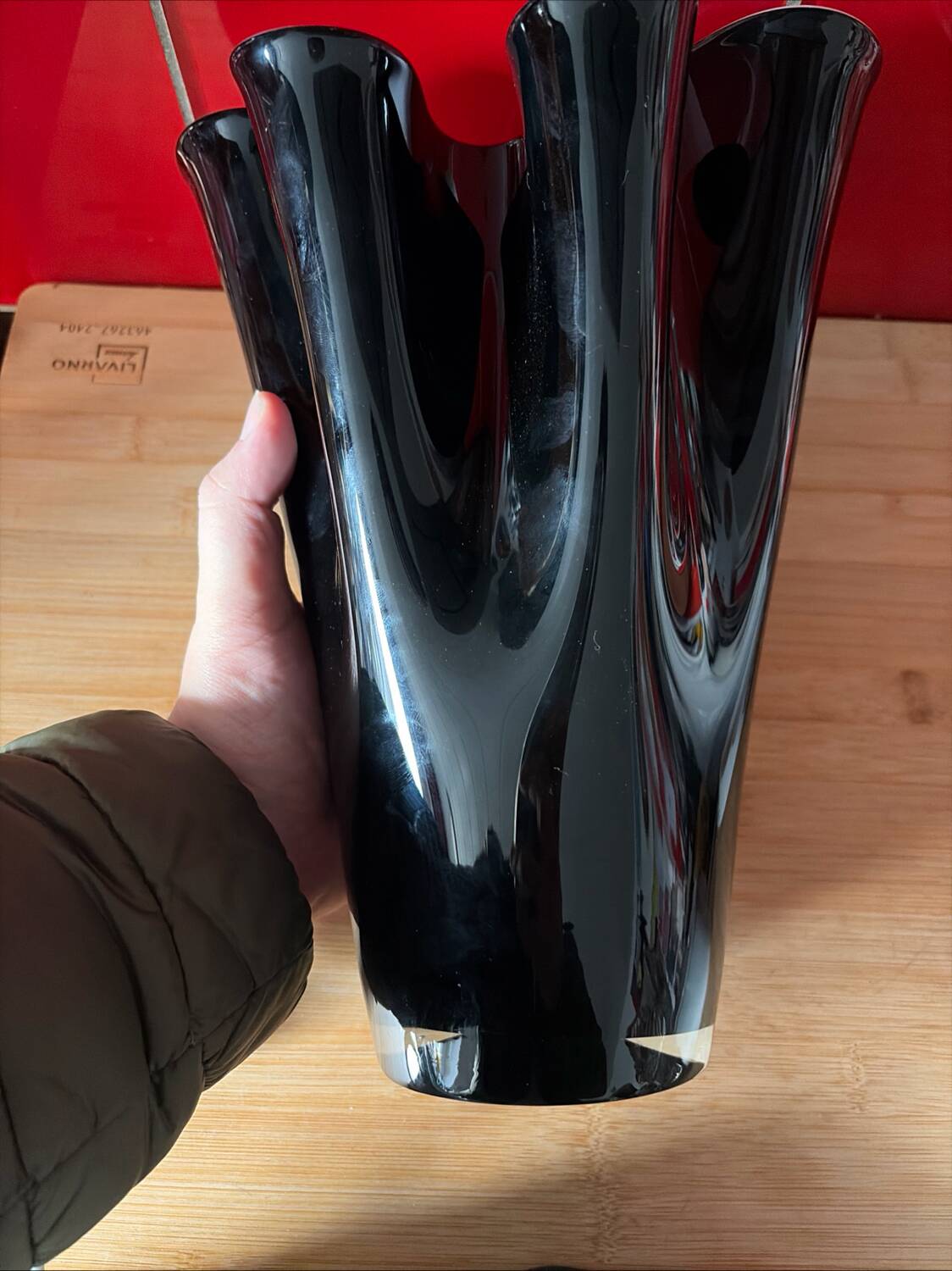 Large Black and White Handkerchief Vase in Murano Glass? H 30cm