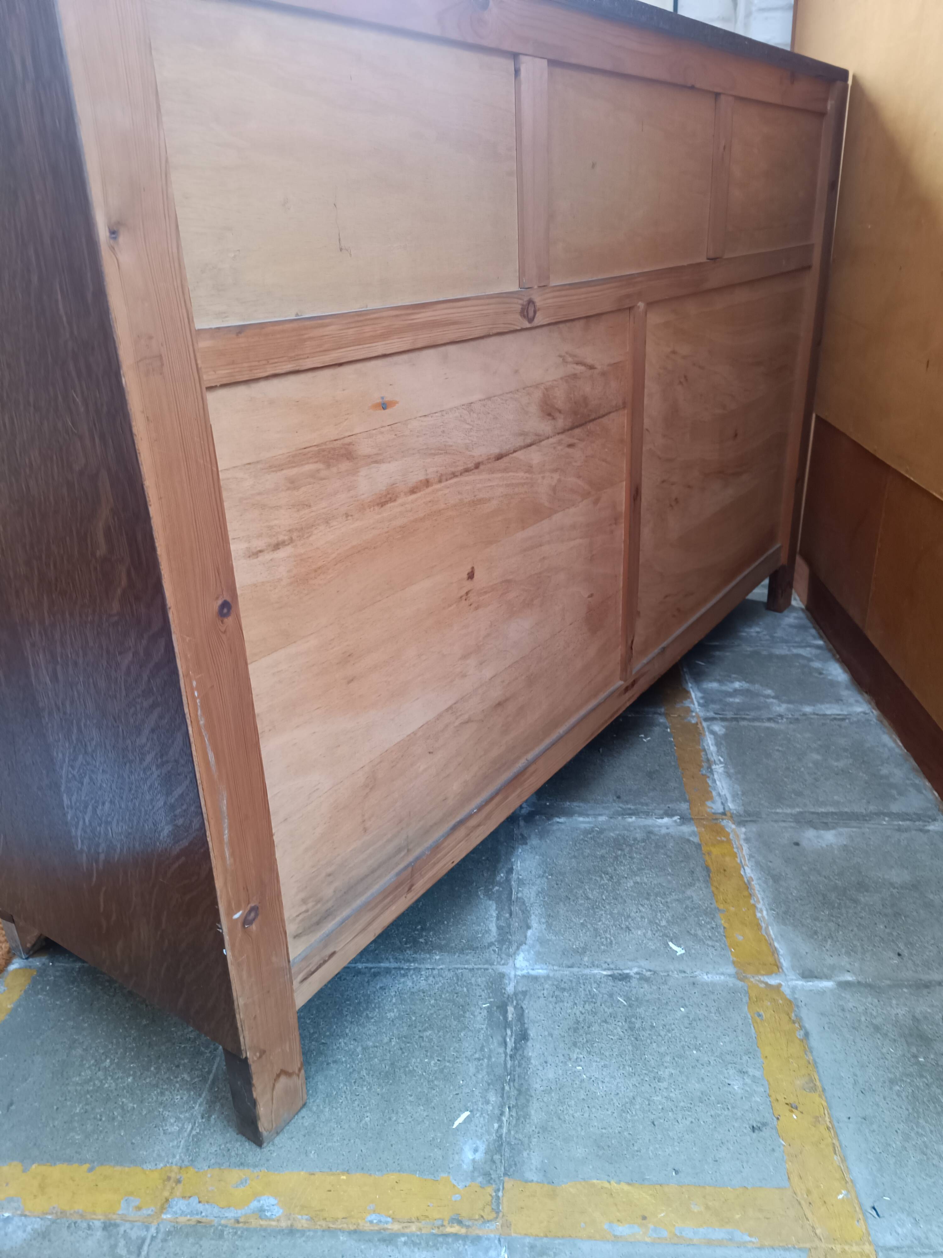 Buffet roumain vintage