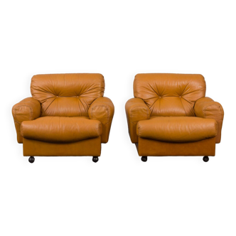 Paire de fauteuils lounge en cuir cognac, Busnelli, 1970