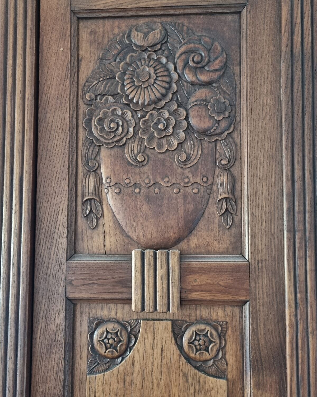 Art Nouveau wardrobe from 1900/1910