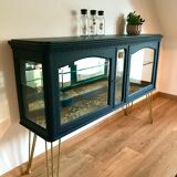 Showcase buffet