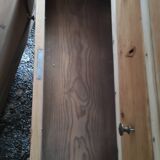 4-drawer pine chest of drawers