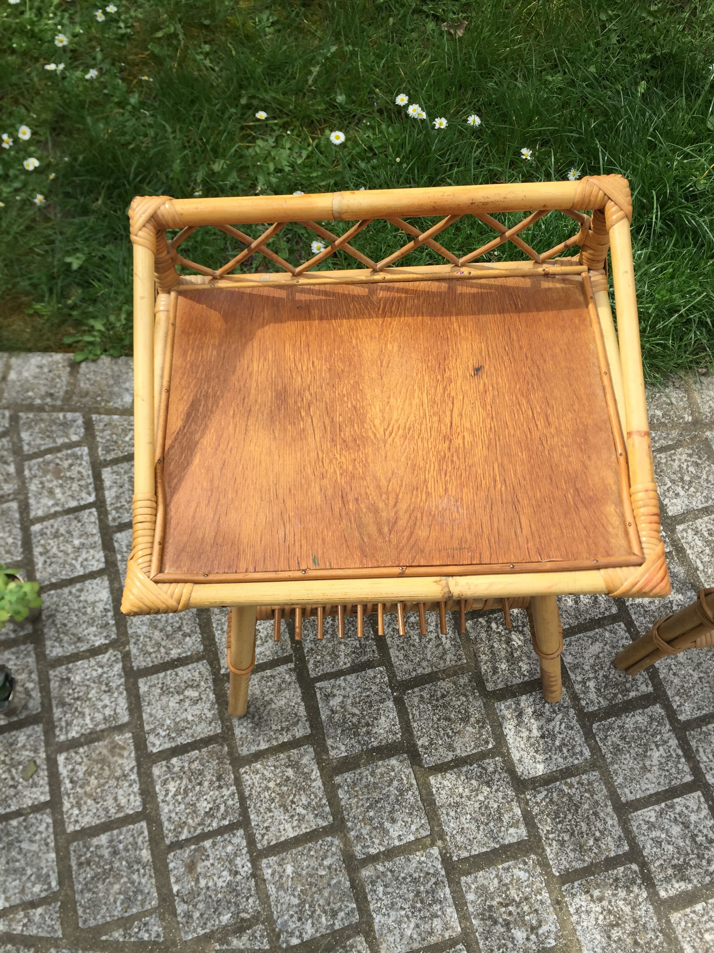 Bedside / side table rattan 1950 vintage