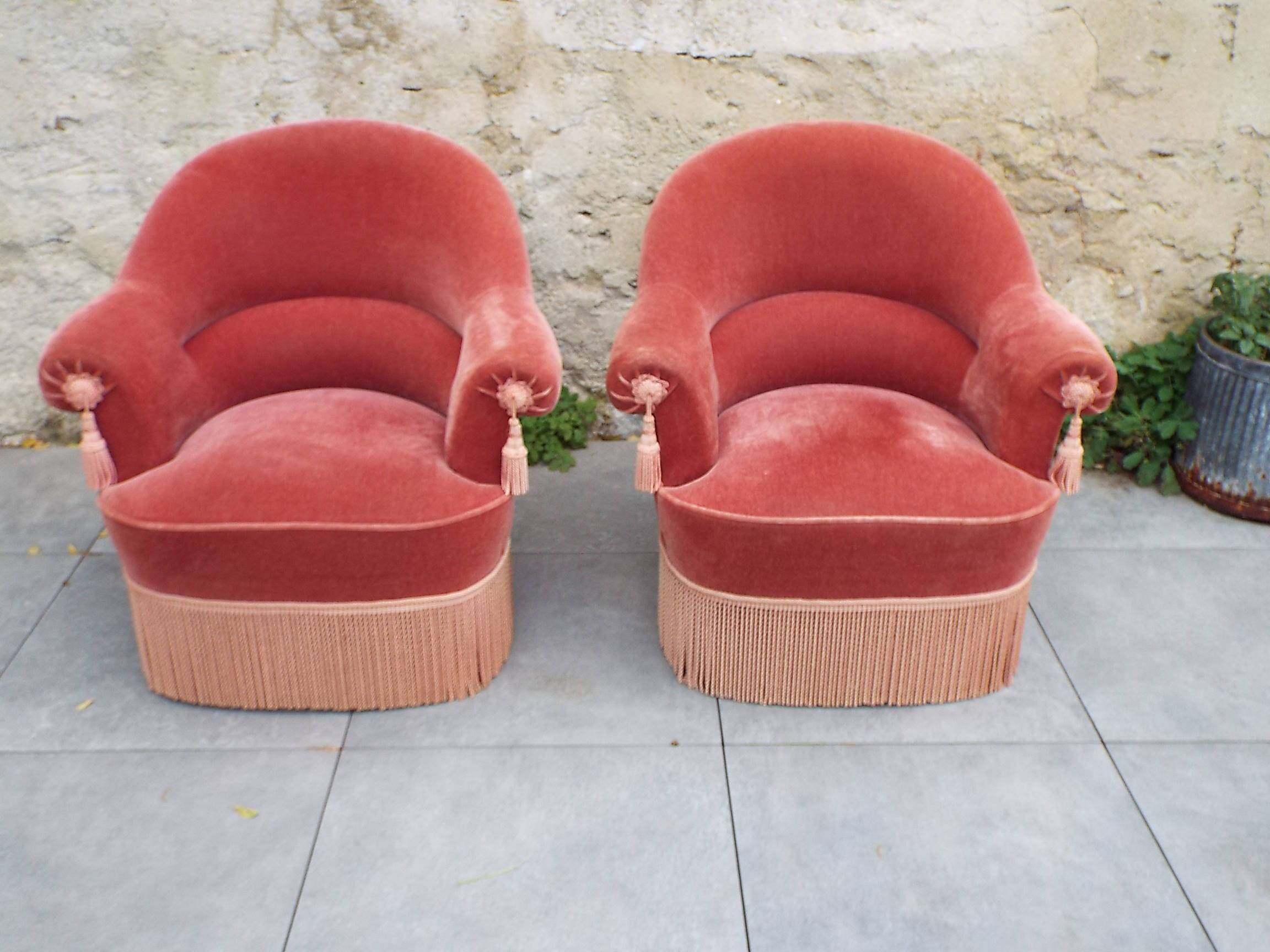 Paire de fauteuils crapaud velours