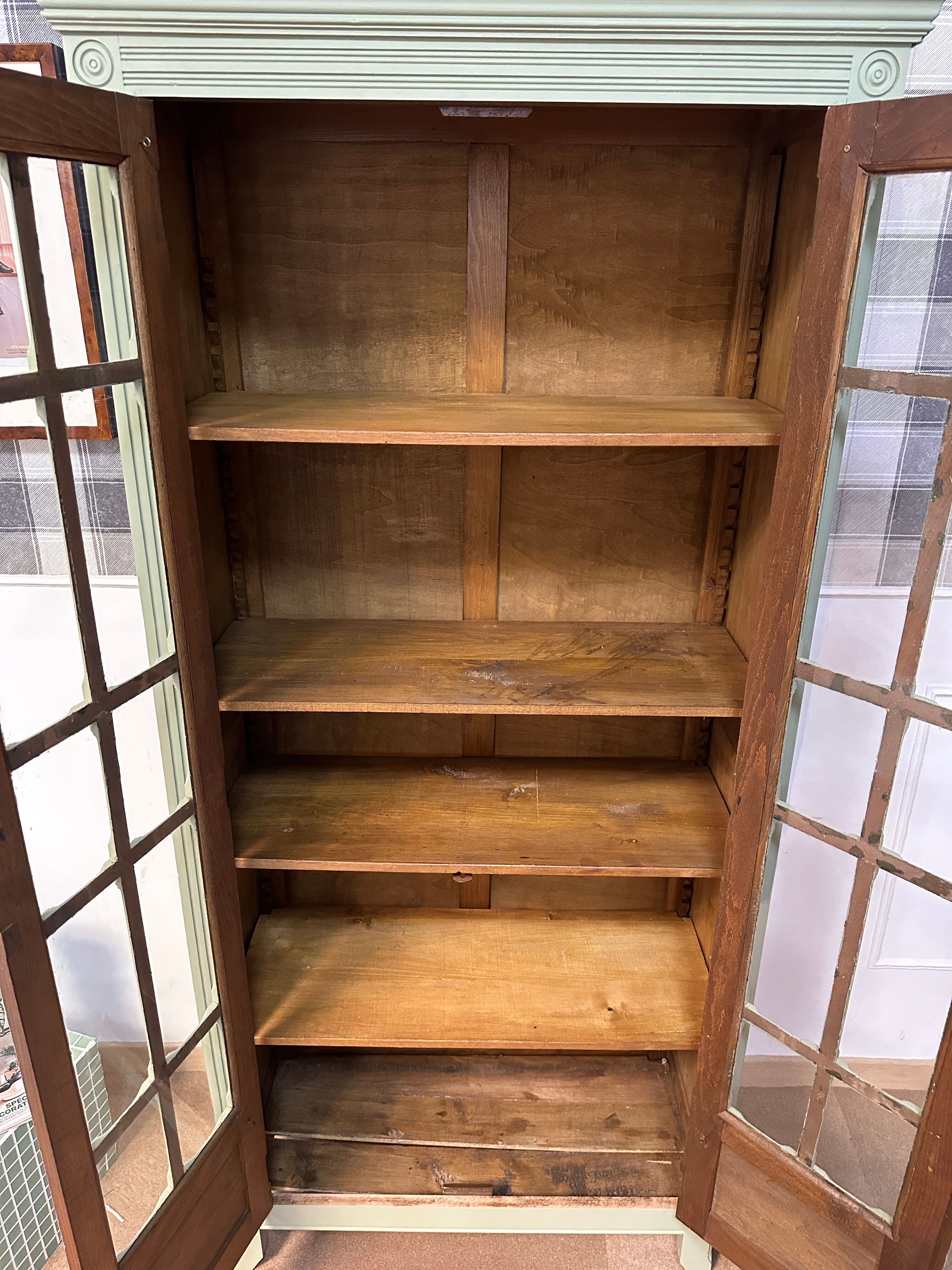 Glazed Parisian wardrobe